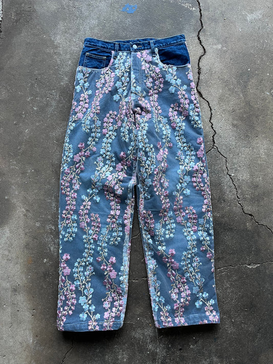 Floral Lace Embroidery Jeans