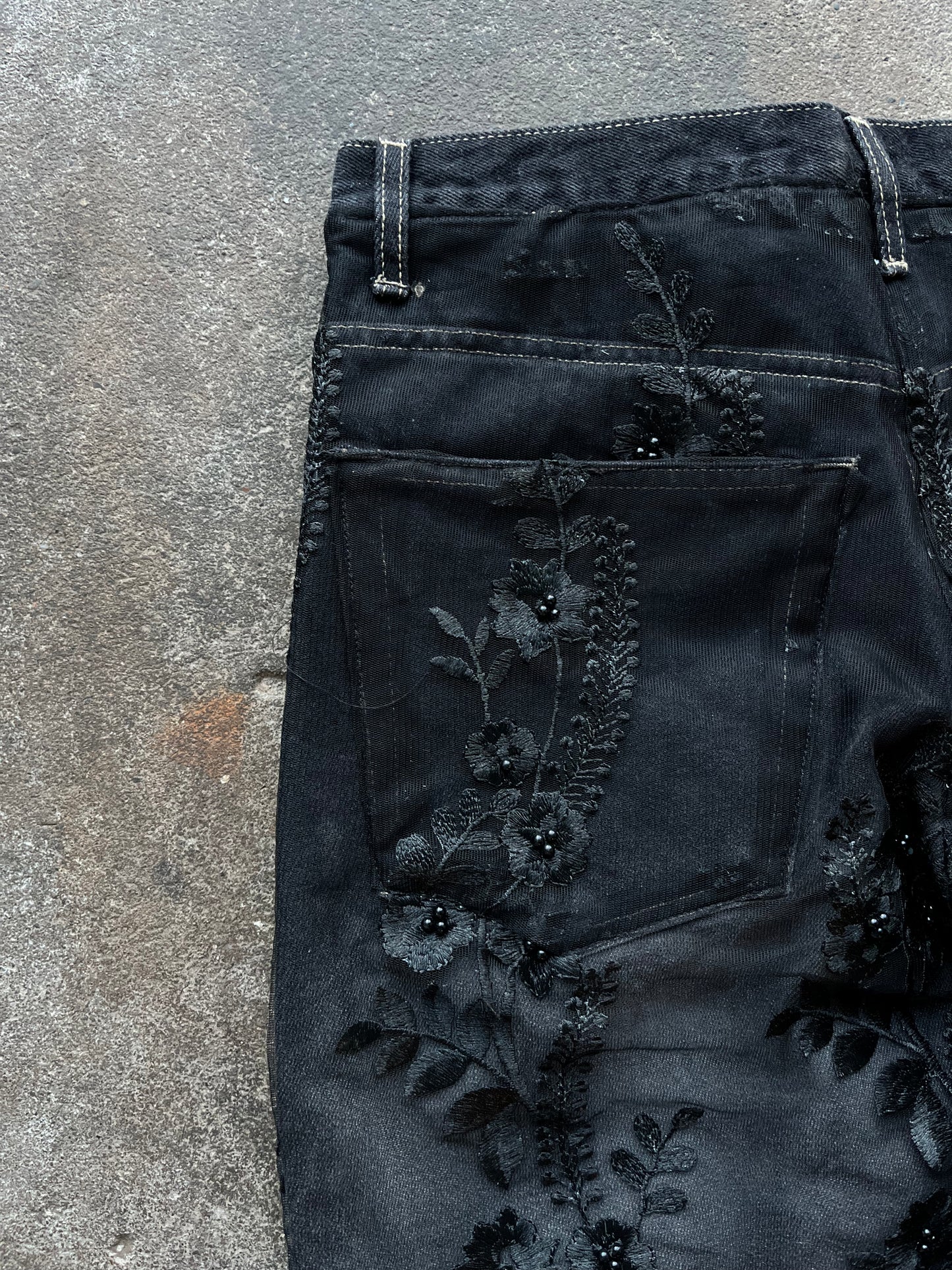 Floral Lace Embroidery Jeans